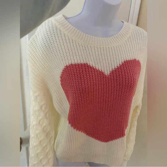 New SHEIn pink heart 🩷 sweater - Picture 7 of 7